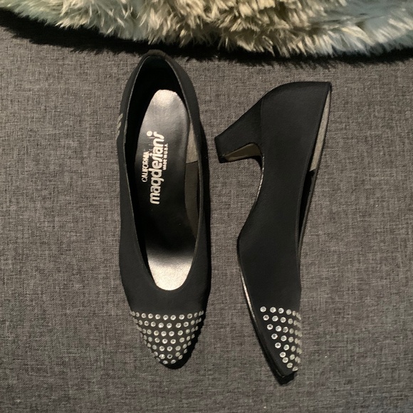 Vintage Magadesians Studded Pumps - Picture 2 of 10